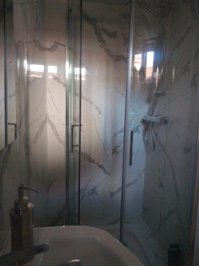 Doi Iepuri Daire Azuga Dış mekan fotoğraf